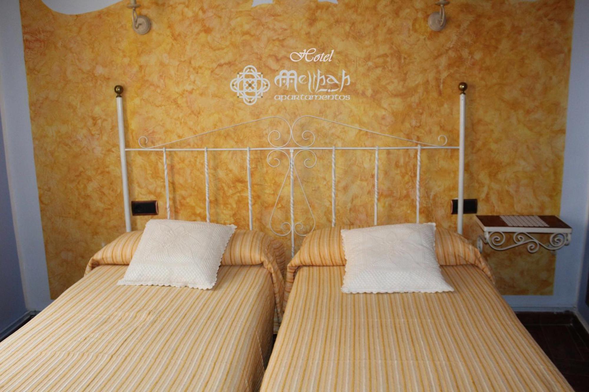 Hotel Apartamentos Melihah Daroca Buitenkant foto