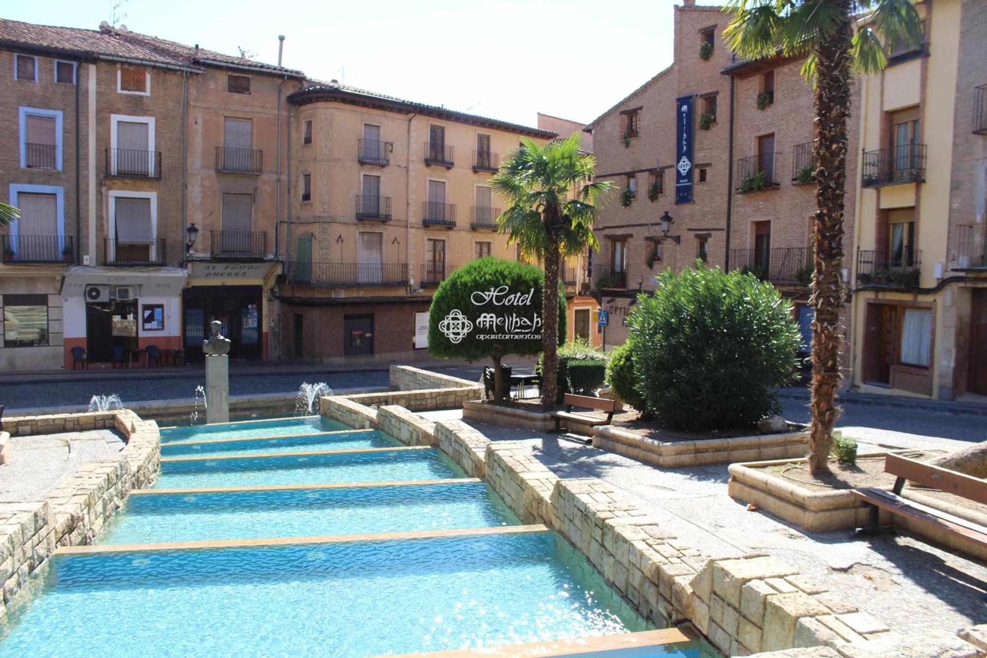 Hotel Apartamentos Melihah Daroca Buitenkant foto